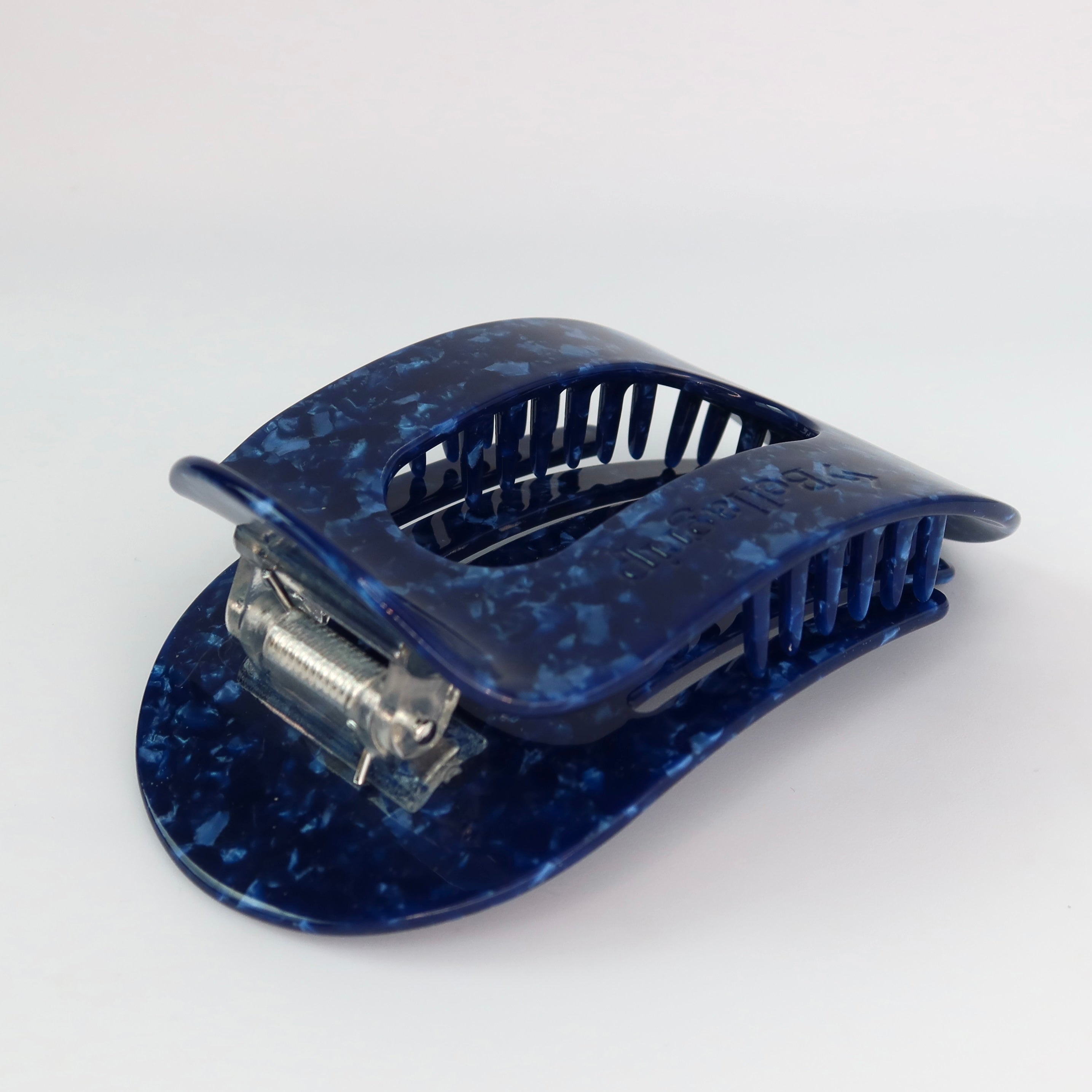 Bellagrip Flat Claw Clip in Multi Blue