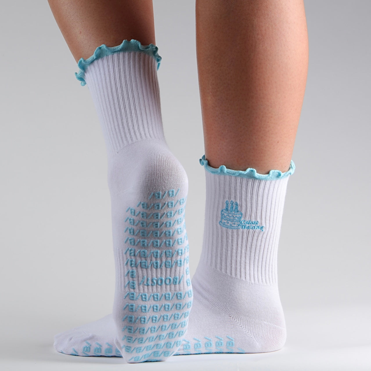 Boost Cakes Baking Sock in White & Boost Blue