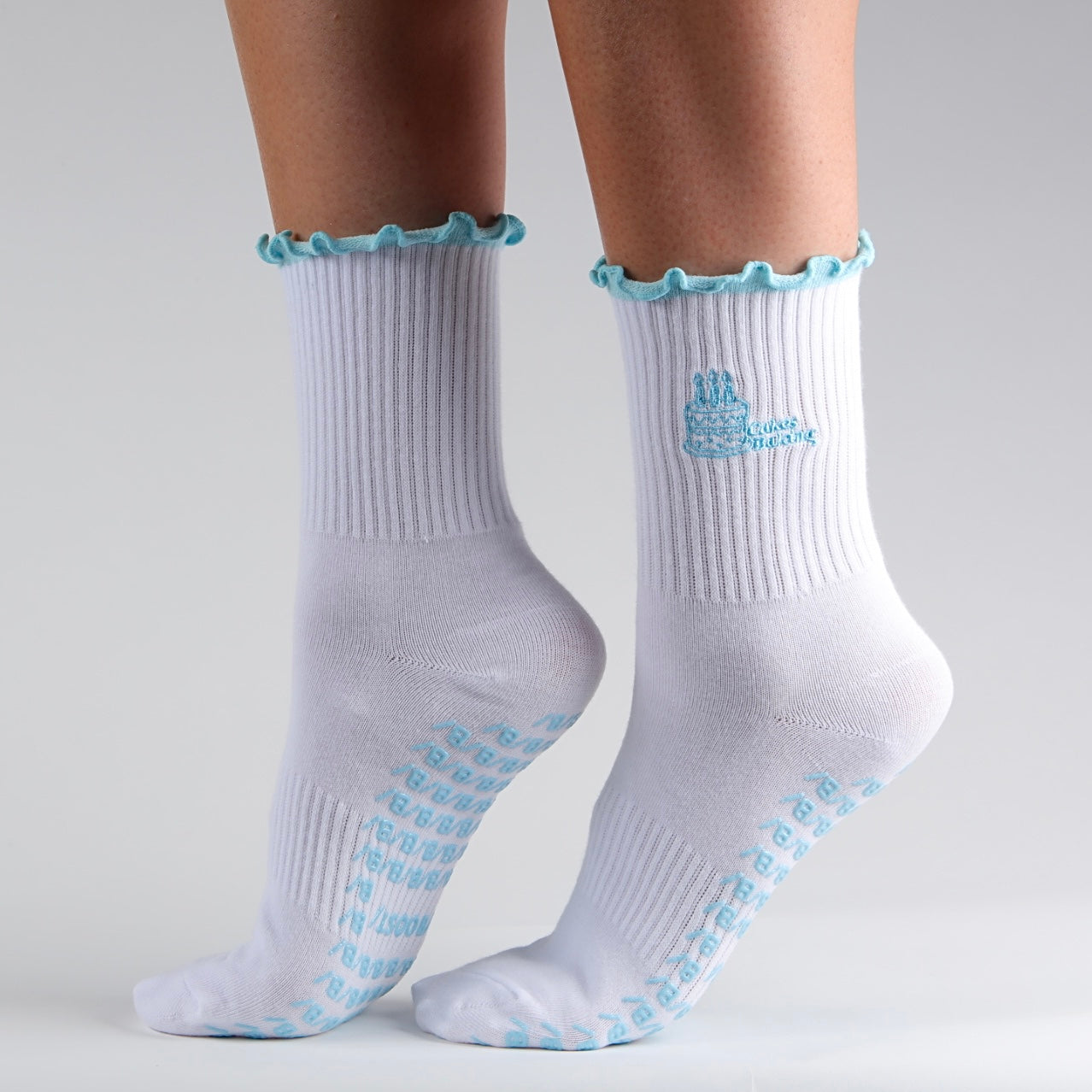 Boost Cakes Baking Sock in White & Boost Blue