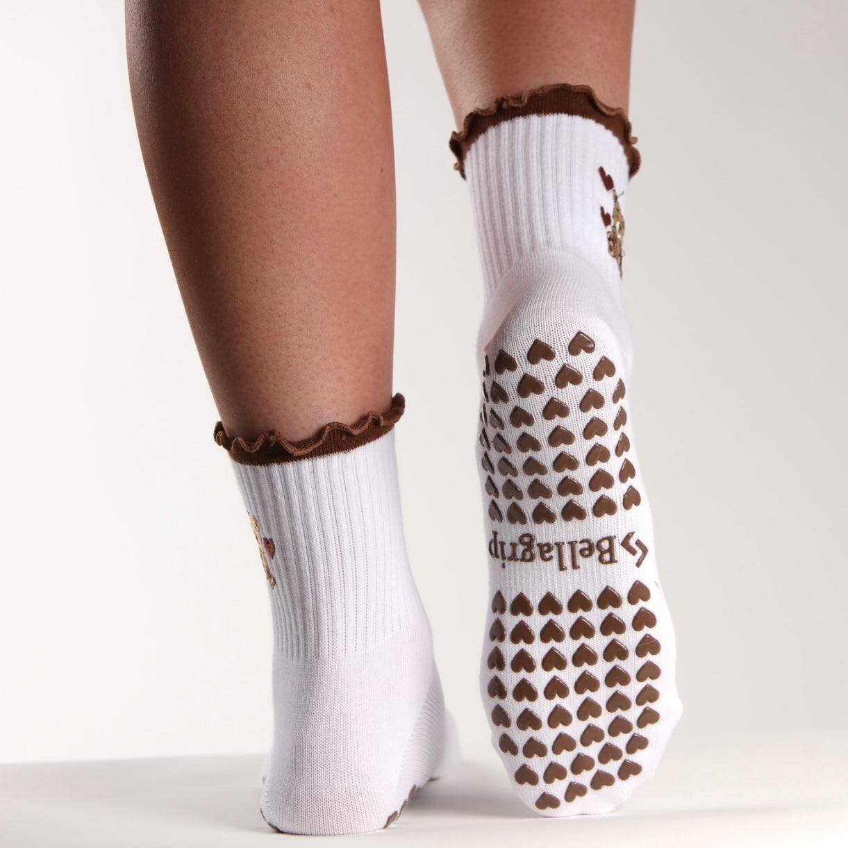 Teddy Ruffle in Brown